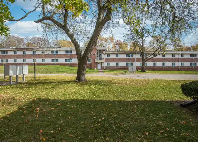 Property at 3535 N Main St Apt D-1, Davenport, IA, 52806, 0 beds, 1 bath, [object Object]