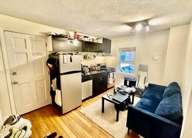 Property at 20 Bartlett Pl Unit 1, Boston, MA, 02113, 2 beds, 1 bath, [object Object]