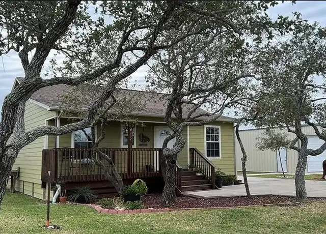 Property at 332 Club Oak Ln, Rockport, TX, 78382, 2 beds, 1 bath, [object Object]