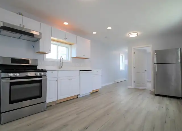 Property at 52 Shawmut St, Revere, MA, 02151, 2 beds, 1 bath, [object Object]