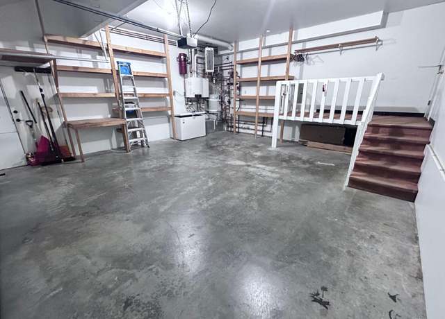 Photo of 2851 Kempton Hills Dr, Anchorage, AK 99516