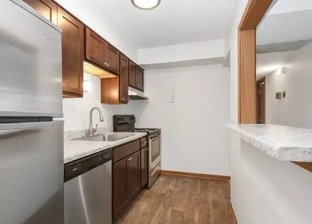 Property at Courtyard - 2524, Minneapolis, MN, 55416, 1-2 bed, 1 bath, [object Object]