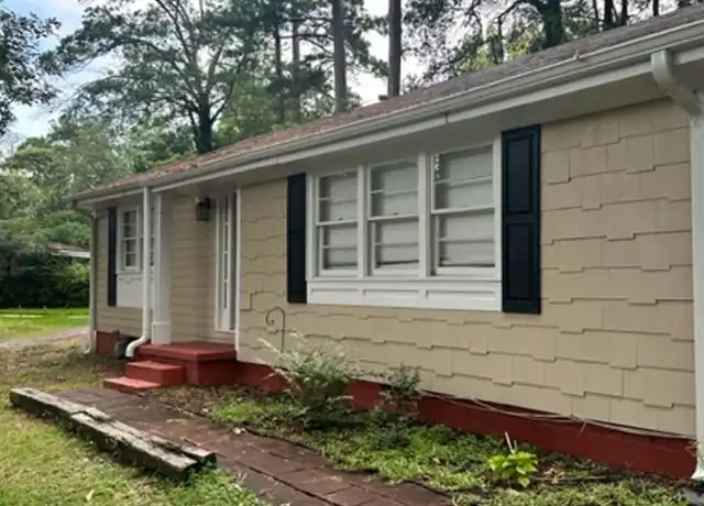Property at 406 Christopher Dr, Gainesville, GA, 30501, 3 beds, 1 bath, [object Object]