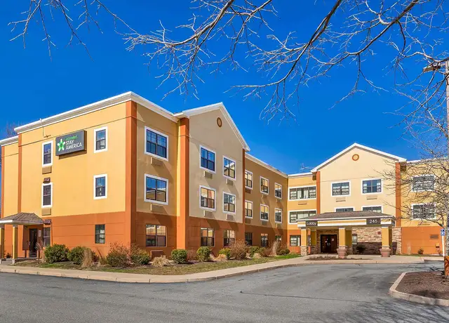 Photo of 245 W Natick Rd, Warwick, RI 02886