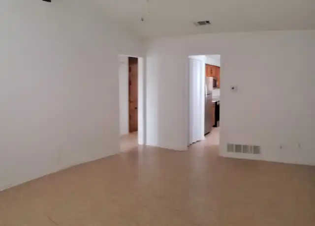 Property at 305 Horseshoe Dr, Copperas Cove, TX, 76522, 2 beds, 1 bath, [object Object]