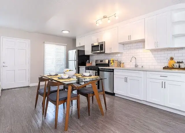 Photo of 624 S Glendora Ave, West Covina, CA 91790