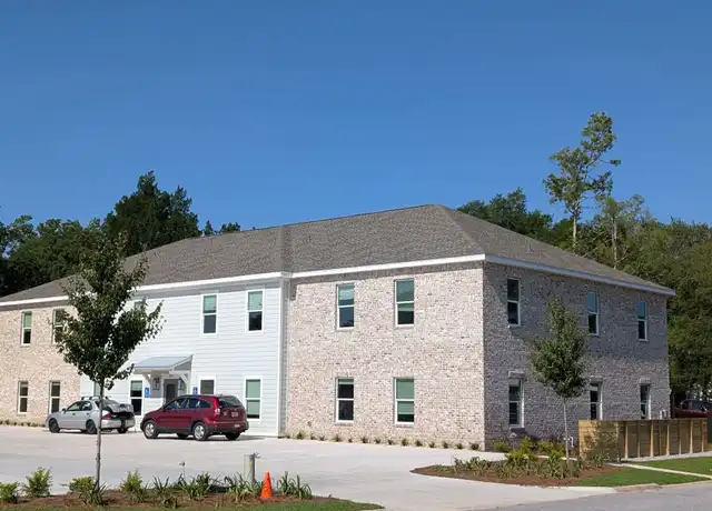 Property at 305 Okaloosa Ave Unit 7, Valparaiso, FL, 32580, 0 beds, 1 bath, [object Object]