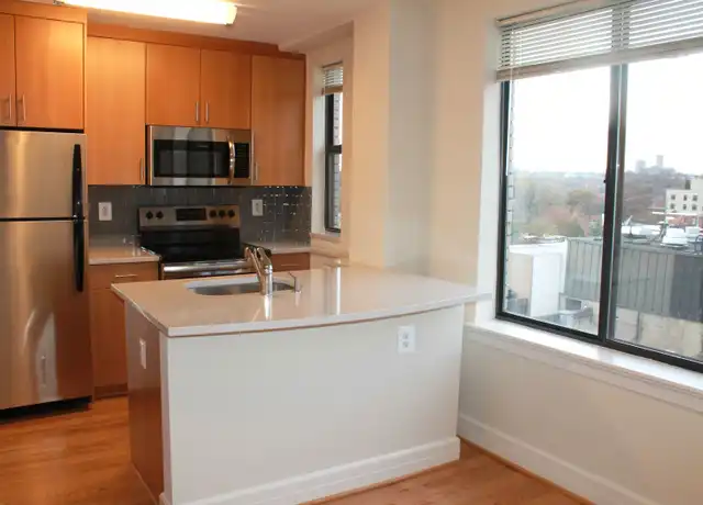 Property at 2000 Connecticut Ave NW Unit 906, Washington, DC, 20008, 1 bed, 1 bath, [object Object]