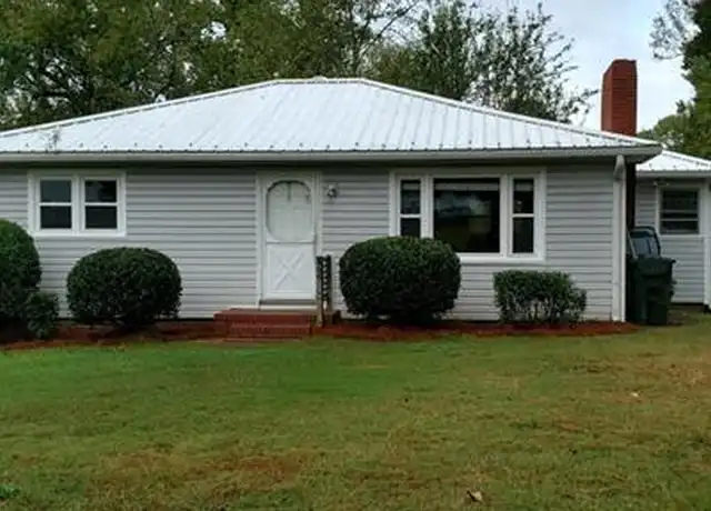 Property at 406 Barnwell St, Thomasville, NC, 27360, 3 beds, 1 bath, [object Object]
