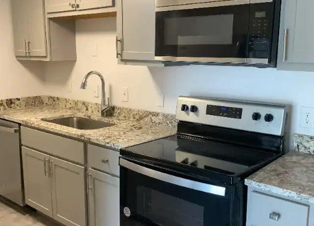 Property at 728 Ohio Pike Unit 15, Cincinnati, OH, 45245, 2 beds, 1.5 baths, [object Object]