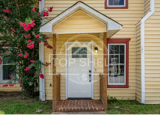 Property at 1330 Kennesaw Trace Ct NW, Kennesaw, GA, 30144, 2 beds, 2.5 baths, [object Object]