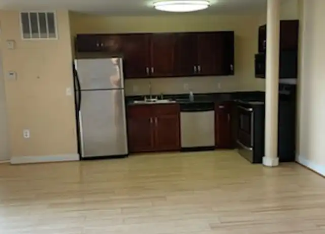 Property at 306 High St Unit 00 228, Portsmouth, VA, 23704, 1 bed, 1 bath, [object Object]