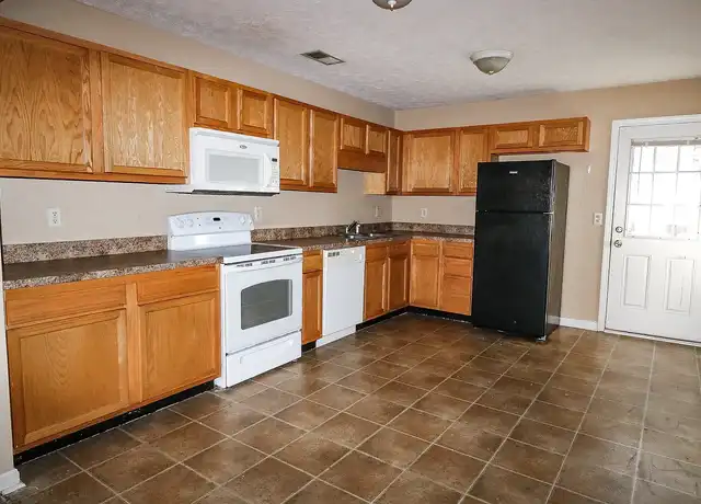 Property at Blackiston Park Place Apartments - 1615 Blackiston Mill Rd, Clarksville, IN, 47129, 2 beds, 1 bath, [object Object]