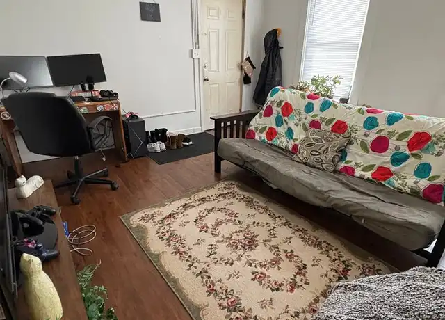 Property at 608 9th St S Apt 2, La Crosse, WI, 54601, 1 bed, 1 bath, [object Object]