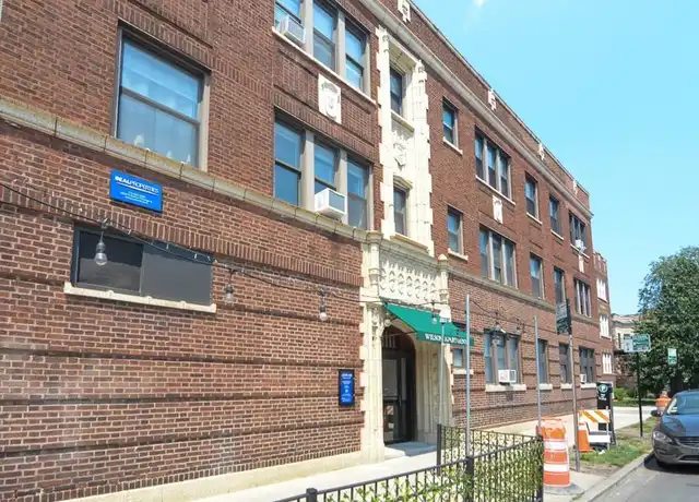Property at 2244 W Wilson Ave Unit 205, Chicago, IL, 60625, 0 beds, 1 bath, [object Object]