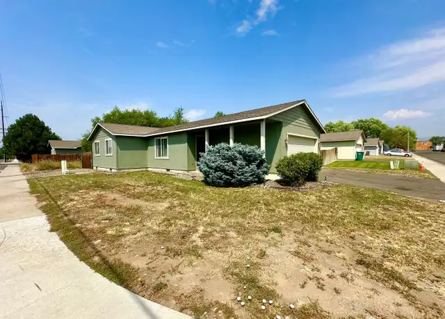 Property at 2201 N Brooksfield St, Ellensburg, WA, 98926, 3 beds, 2 baths, [object Object]