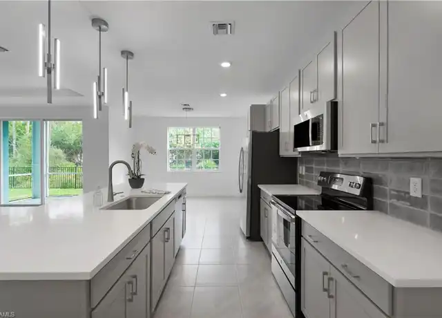 Property at 26390 Coco Cay Cir Unit 102, Bonita Springs, FL, 34135, 2 beds, 2.5 baths, [object Object]