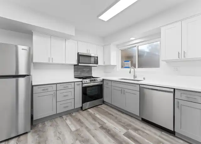 Property at 323 14th St Unit 11, Huntington Beach, CA, 92648, 2 beds, 1 bath, [object Object]