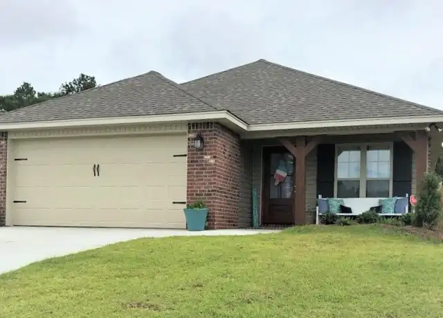 Property at 80 Hawthorne Dr, Hattiesburg, MS, 39402, 3 beds, 2 baths, [object Object]