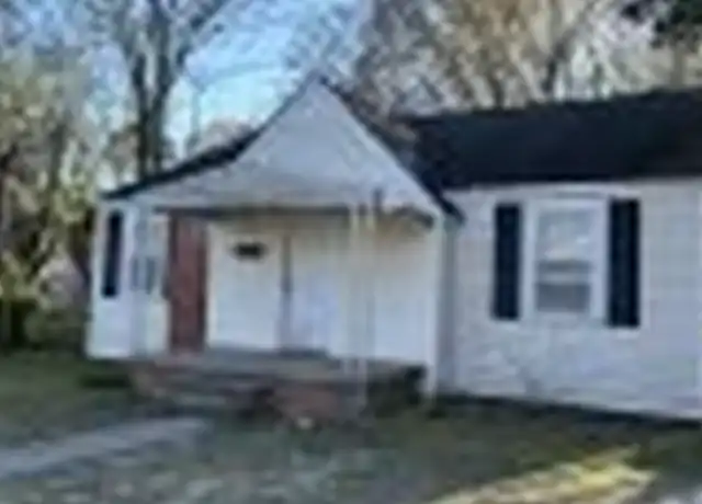 Property at 305 S Ash St, Greenville, NC, 27858, 4 beds, 2 baths, [object Object]