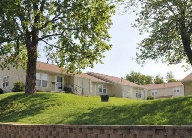 Property at 200 W High Dr, Liberty, MO, 64068, 1 bed, 1 bath, [object Object]