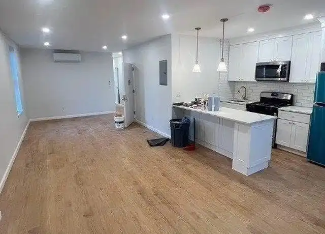 Property at 113-10 Jamaica Ave Unit 3FL, Jamaica, NY, 11418, 3 beds, 2 baths, [object Object]