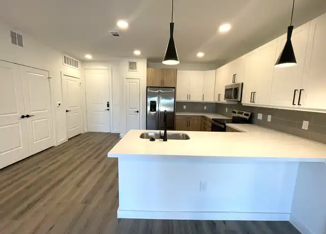 Property at 701 Saginaw Square Blvd Unit 6144, Saginaw, TX, 76179, 1 bed, 1 bath, [object Object]