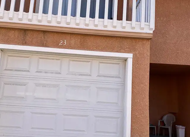 Photo of 495 N Maple Ave, Fontana, CA 92336