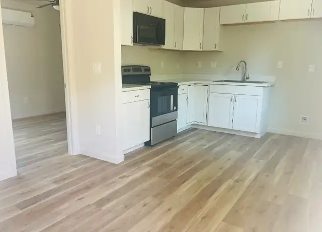Property at 720 El Vecino Ave, Modesto, CA, 95350, 2 beds, 1 bath, [object Object]