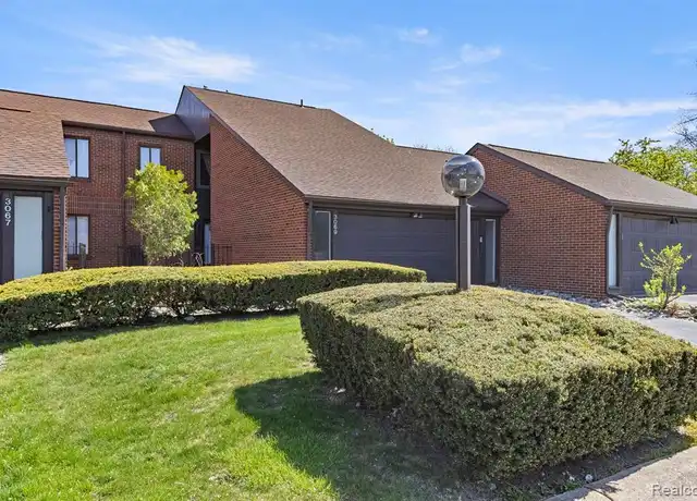 Property at 3069 Lindenwood Dr, Dearborn, MI, 48120, 3 beds, 2.5 baths, [object Object]