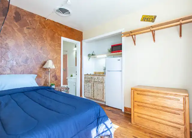 Property at 210 East North St, Rapid City, SD, 57701, 1 bed, 1 bath, [object Object]