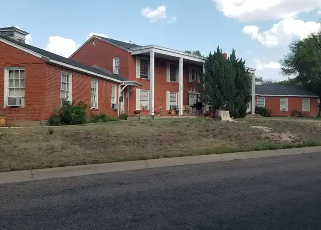 Property at 4228 SW 2nd Ave, Amarillo, TX, 79106, 2 beds, 2 baths, [object Object]