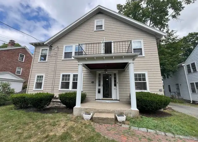 Property at 17-19 Maple St Unit 2, Auburndale, MA, 02466, 3 beds, 2 baths, [object Object]