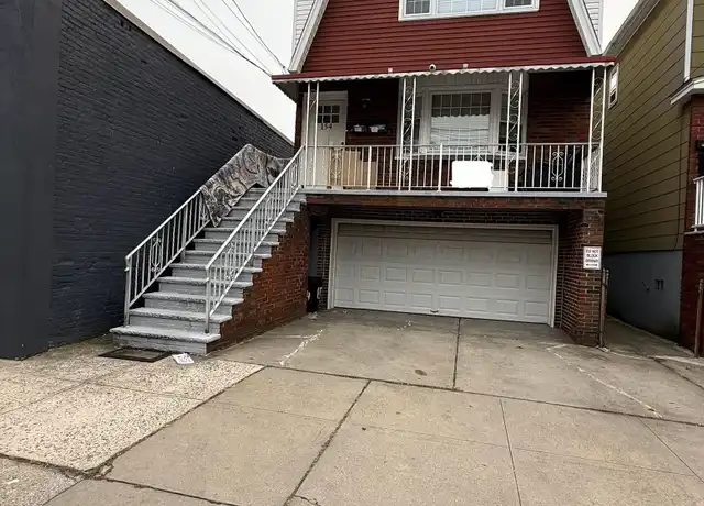 Property at 154 W 22nd St, Bayonne, NJ, 07002, 3 beds, 1 bath, [object Object]