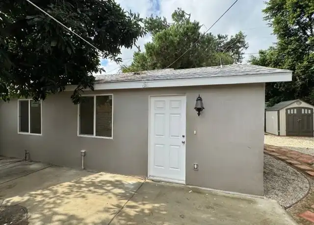 Property at 7319 White Oak Ave, Reseda, CA, 91335, 2 beds, 1 bath, [object Object]