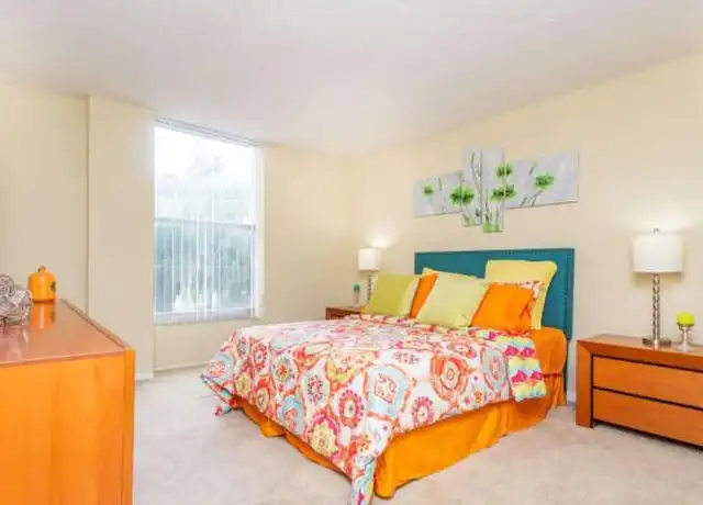 Property at 1600 NE 135th St, North Miami, FL, 33181, 1 bed, 1 bath, [object Object]