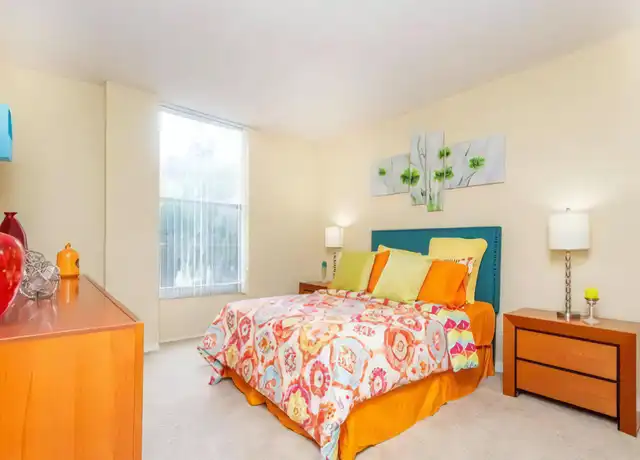Property at 1600 NE 135th St, North Miami, FL, 33181, 1 bed, 1 bath, [object Object]