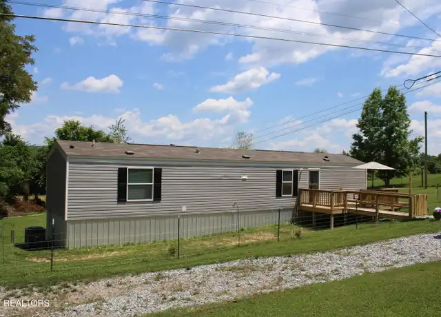 Property at 268 Southern Ln, Tazewell, TN, 37879, 2 beds, 2 baths, [object Object]