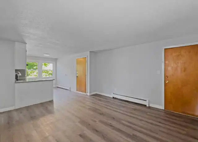 Property at 21 Horne St Unit 8, Methuen, MA, 01844, 2 beds, 1 bath, [object Object]