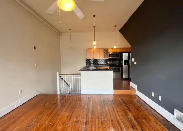 Property at 1321 E Main St Unit C13, Richmond, VA, 23219, 1 bed, 1 bath, [object Object]