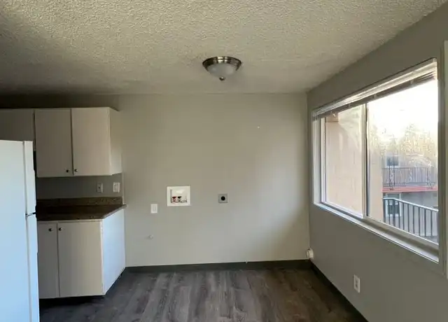 Property at 203 SE 162nd Ave Unit 17, Portland, OR, 97233, 1 bed, 1 bath, [object Object]