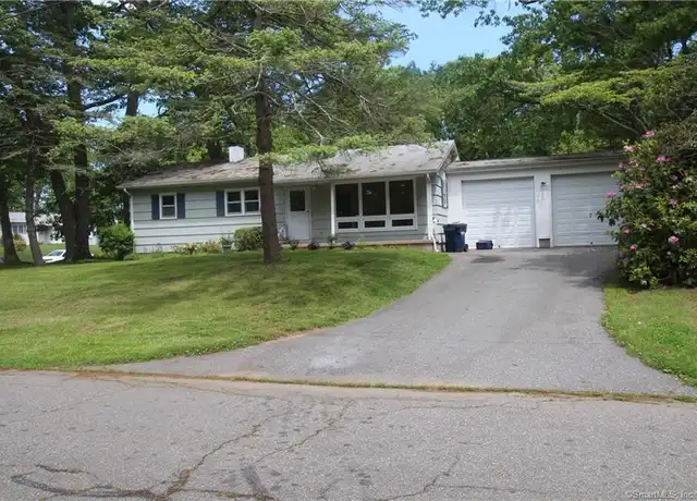 Property at 1 Cedarwood Ln, Old Saybrook, CT, 06475, 3 beds, 1.5 baths, [object Object]