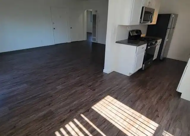 Property at 3438 Mentone Ave Unit 7, Los Angeles, CA, 90034, 2 beds, 1 bath, [object Object]