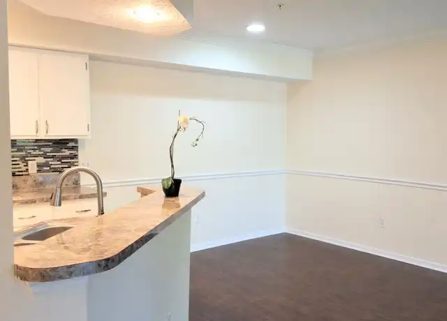 Property at 712 Crest Pines Dr #326, Orlando, FL, 32828, 2 beds, 2 baths, [object Object]