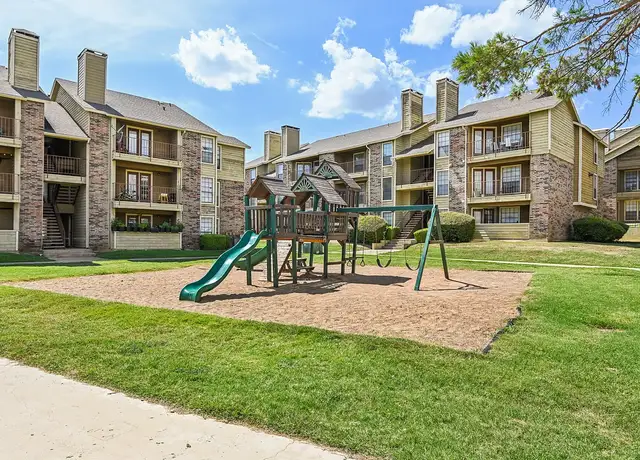 Photo of 248 E Southwest Pkwy, Lewisville, TX 75067