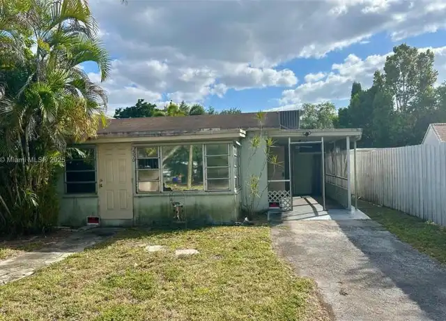 Property at 550 N 58th Ave, Hollywood, FL, 33021, 2 beds, 1 bath, [object Object]