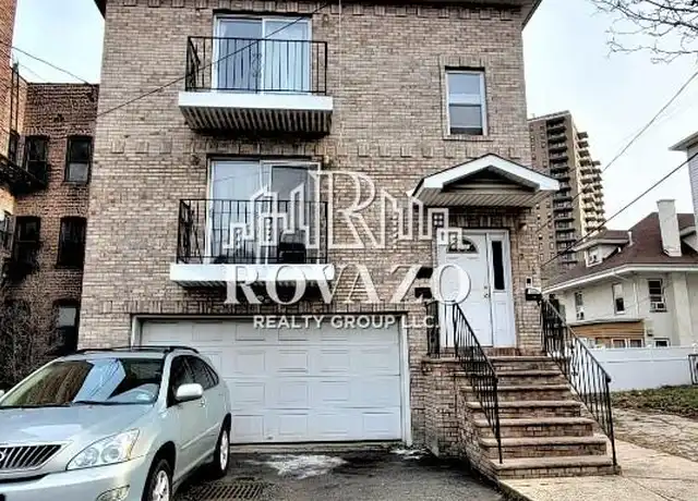 Property at 378 Hillside Ave Unit 1, Newark, NJ, 07112, 2 beds, 1 bath, [object Object]
