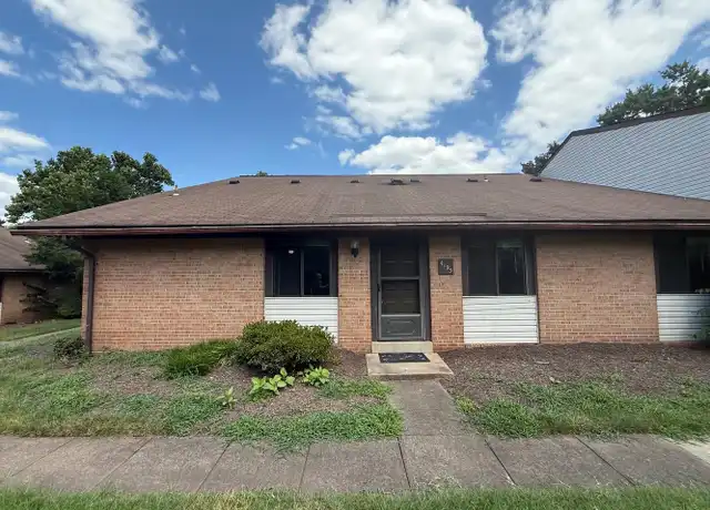 Property at 4193 Meadowland Ct, Chantilly, VA, 20151, 2 beds, 1 bath, [object Object]