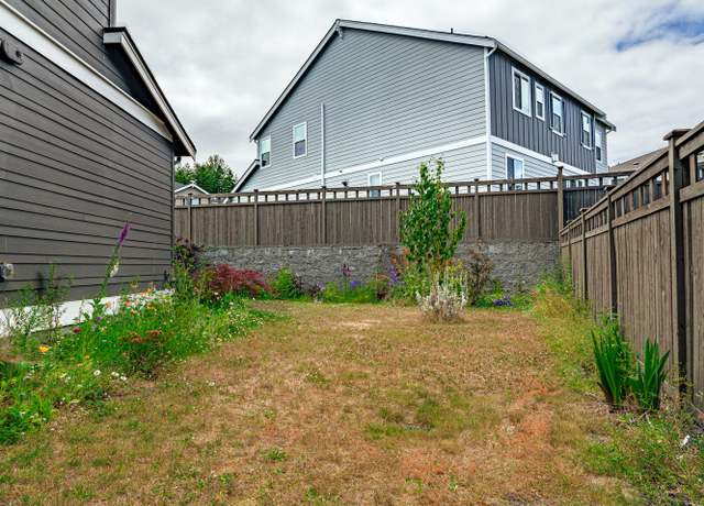 Photo of 32847 SE Cottonwood St, Black Diamond, WA 98010