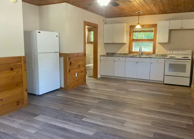 Property at 1111 Roosevelt Trl Unit 23, Windham, ME, 04062, 2 beds, 1 bath, [object Object]